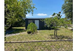 1633 SW 44th Terrace, Fort Lauderdale, FL 33317, Sold 05/08/20