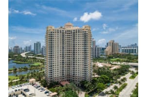 19501 W Country Club Dr, Aventura, FL 33180, Sold 09/29/20