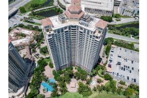 19501 W Country Club Dr, Aventura, FL 33180, Sold 09/29/20