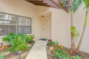 10171 SW 137th Ct, Miami, FL 33186, Sold 04/03/20