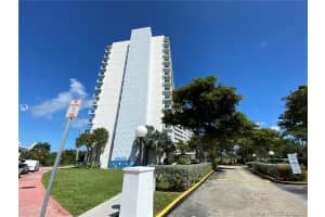 7441 Wayne Ave #12f, Miami, FL 33141, Sold 04/02/20