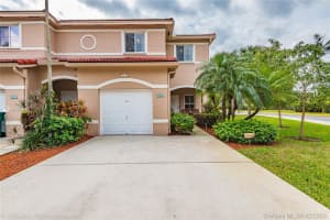7952 N Southwood Cir, Davie, FL 33328, Sold 03/25/20