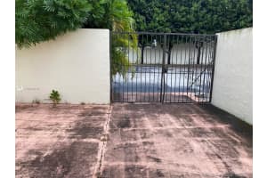 7600 SW 103rd Pl, Miami, FL 33173, Sold 05/07/21
