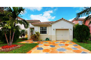 1511 SW 106th Ave, Pembroke Pines, FL 33025, Sold 04/04/20