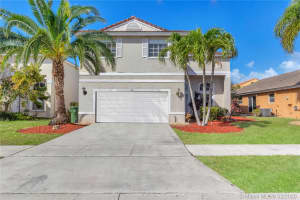 350 SW 190th Ave, Pembroke Pines, FL 33029, Sold 06/15/20
