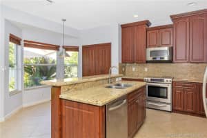 350 SW 190th Ave, Pembroke Pines, FL 33029, Sold 06/15/20