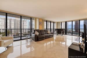 2017 S Ocean Dr, Hallandale Beach, FL 33009, Sold 08/14/20