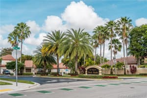10612 NW 54th St, Doral, FL 33178, Sold 08/20/20