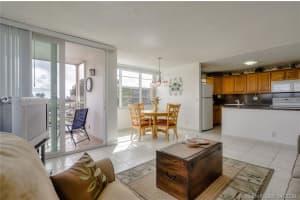 2751 Taft St, Hollywood, FL 33020, Sold 08/25/20