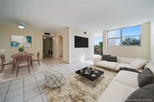 9401 SW 4th St, Miami, FL 33174, Sold 07/10/20