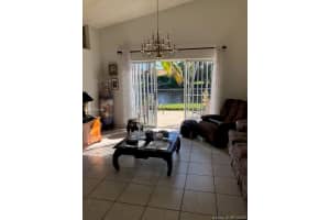 18853 NW 77th Ct, Hialeah, FL 33015, Sold 08/31/20