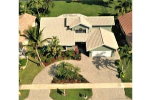 1640 W Oak Knoll Cir, Davie, FL 33324, Sold 04/22/20