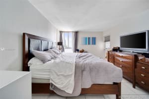 1670 Bay Rd #6f, Miami Beach, FL 33139, Sold 01/15/21