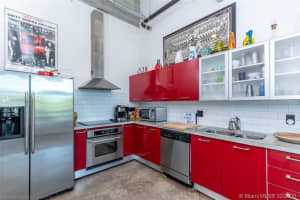 1749 NE Miami Ct, Miami, FL 33132, Sold 03/27/20