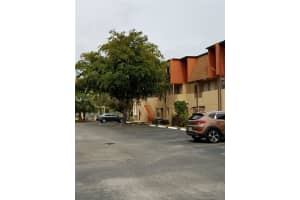 301 NW 109th Ave, Miami, FL 33172, Sold 07/21/20