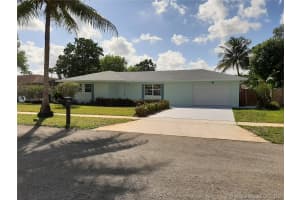 9330 Belaire Dr, Miramar, FL 33025, Sold 04/29/20
