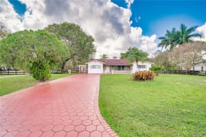 14200 SW 23rd St, Davie, FL 33325, Sold 06/18/20