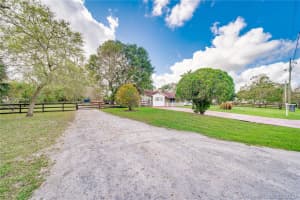 14200 SW 23rd St, Davie, FL 33325, Sold 06/18/20