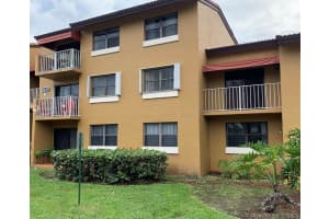 15620 SW 80th St, Miami, FL 33193, Sold 03/19/20