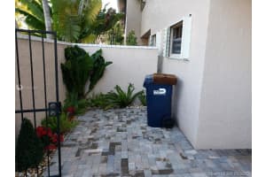 9032 SW 113th Pl Cir E, Miami, FL 33176, Sold 04/09/20