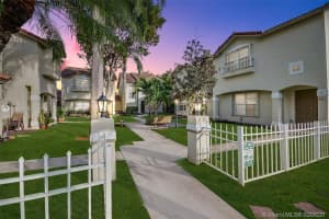 605 NW 108th Terrace, Pembroke Pines, FL 33026, Sold 04/01/20