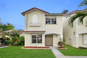 605 NW 108th Terrace, Pembroke Pines, FL 33026, Sold 04/01/20