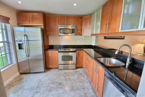 605 NW 108th Terrace, Pembroke Pines, FL 33026, Sold 04/01/20