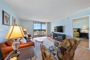 2625 Collins Ave, Miami, FL 33140, Sold 03/10/22