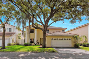 910 NW 96th Ave, Plantation, FL 33324, Sold 06/12/20