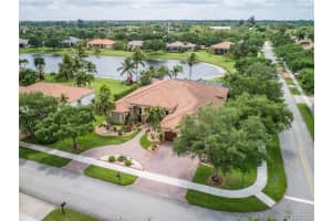 13382 SW 42nd St, Davie, FL 33330, Sold 06/29/20