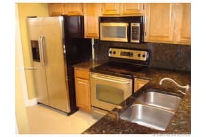 11177 SW 8th St, Pembroke Pines, FL 33025, Sold 03/30/20