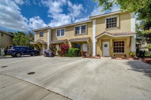 12219 SW 7th St, Pembroke Pines, FL 33025, Sold 04/21/20