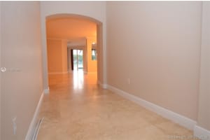 11046 NW 84th St, Doral, FL 33178, Sold 07/31/20