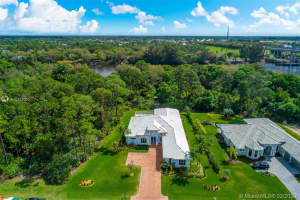 6815 SW Silver Wolf Dr, Palm City, FL 34990, Sold 08/06/20