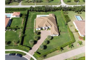 2675 Jockey Cir, Davie, FL 33330, Sold 12/03/20