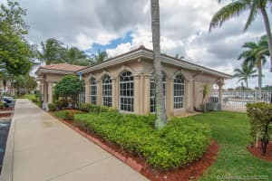 8339 SW 29th St, Miramar, FL 33025, Sold 04/03/20