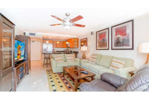 401 Ocean Dr, Miami Beach, FL 33139, Sold 03/10/21