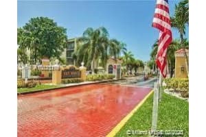 8820 Fontainebleau Blvd, Miami, FL 33172, Sold 03/26/20