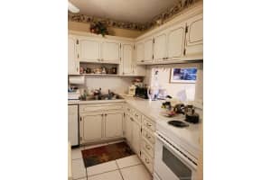 330 SE 2nd St #402f, Hallandale Beach, FL 33009, Sold 05/28/21