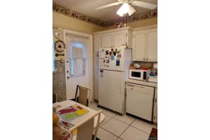 330 SE 2nd St #402f, Hallandale Beach, FL 33009, Sold 05/28/21