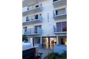 1221 SW 122nd Ave, Miami, FL 33184, Sold 05/15/20