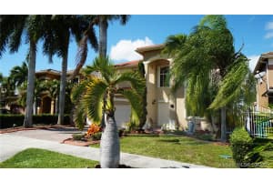 16325 SW 70th St, Miami, FL 33193, Sold 07/16/20
