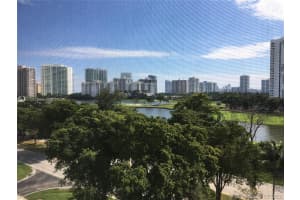 3401 N Country Club Dr, Aventura, FL 33180, Sold 09/21/20