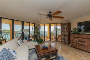 101 E Ocean Dr c202, Key Colony Beach, FL 33051, Sold 04/30/20
