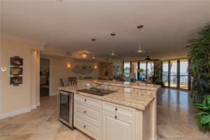 101 E Ocean Dr c202, Key Colony Beach, FL 33051, Sold 04/30/20