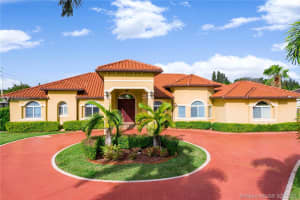 4080 SW 141st Ave, Miramar, FL 33027, Sold 02/09/21