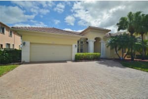 3041 SW 194th Terrace, Miramar, FL 33029, Sold 05/22/20