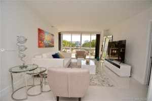 3640 Yacht Club Dr, Aventura, FL 33180, Sold 06/25/20