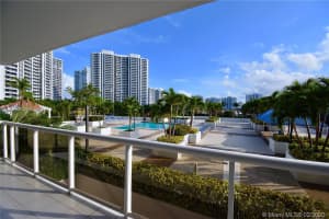 3640 Yacht Club Dr, Aventura, FL 33180, Sold 06/25/20
