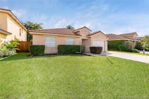 15972 SW 82nd St, Miami, FL 33193, Sold 04/24/20